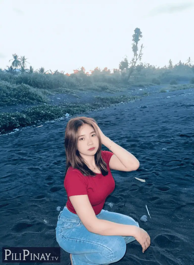Julie Loyo 7