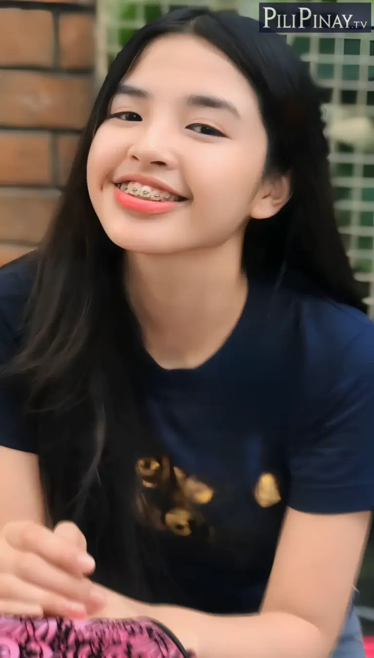 Tricia R 1